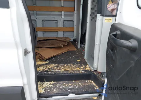 2016 Ford Transit-250 z USA, uszkodzony, nr VIN 1FTYR1ZM3GKB37369